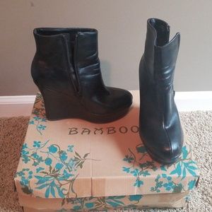 Womens size 5 1/2 Wege Bootie